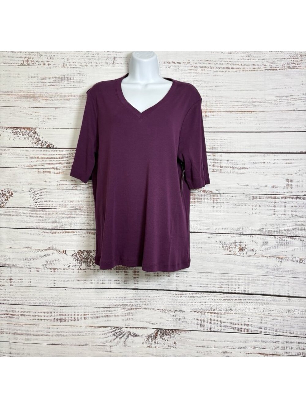 Chicos Wine Everyday V Neck Pima Cotton Short Sleeve Top